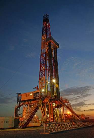 تصویر از تامین نیاز صنایع کشور به تجهیزات چاه‌پیمایی و سیمان‌کاری