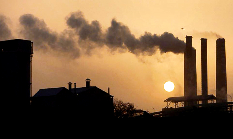 تصویر از انتشار 32 درصد گازهای گلخانه‌ای توسط واحدهای صنعتی