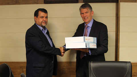 تصویر از شل نتایج مطالعات آزادگان و یادآوران را ارائه داد