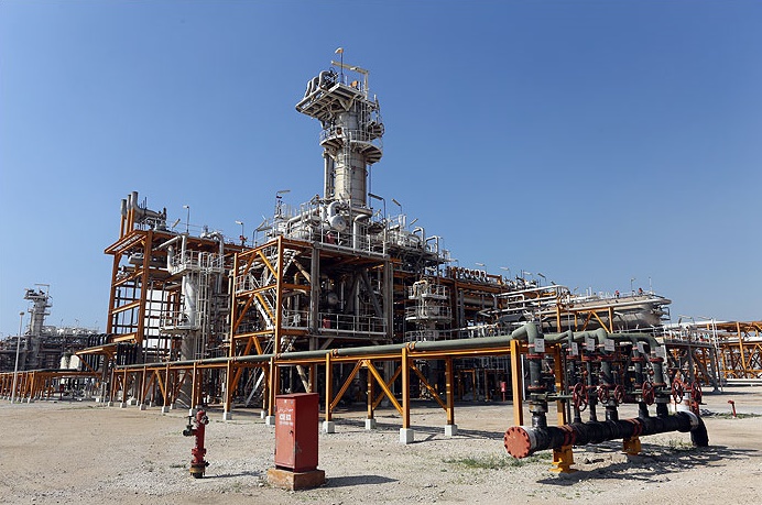 تصویر از دیرکرد در گشایش LC، بیدبلند2 را از برنامه عقب راند