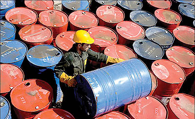 تصویر از نفت در مسیر اصلاح قیمت
