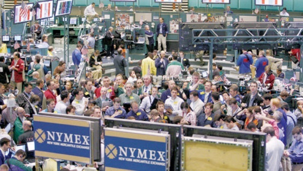 تصویر از نفت به مرز ۵۷ دلار رسید