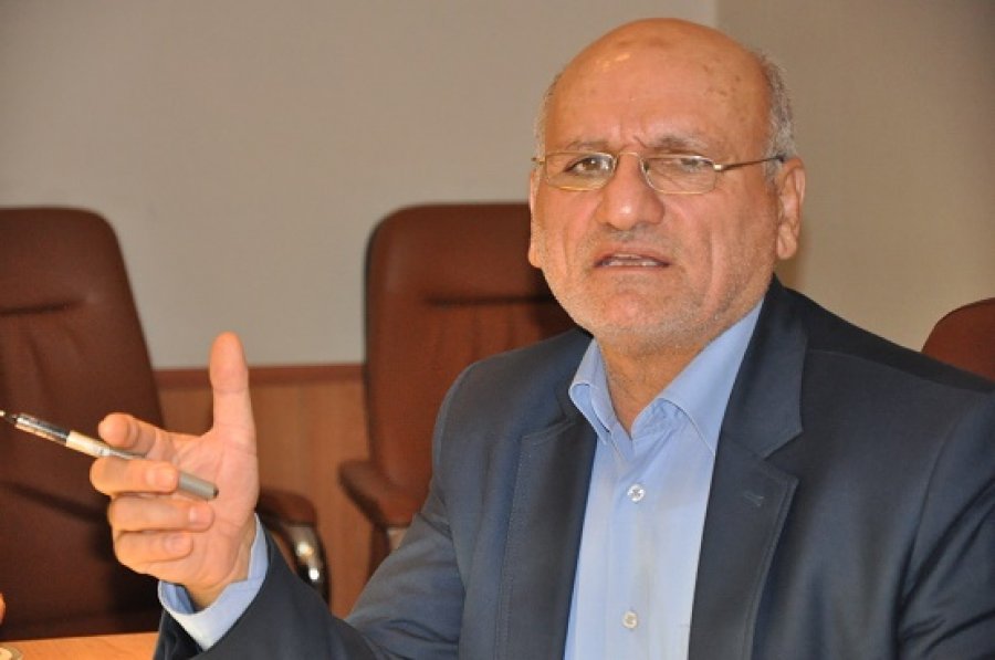 تصویر از اردکانیان متخصصان بیرون وزارت نیرو را هم جذب کند