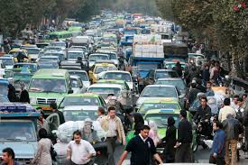 تصویر از خودروهای تک‌سرنشین عامل اصلی آلودگی هوای تهران