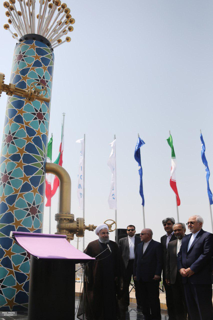 تصویر از حمله تند «کیهان» به افتتاح‌های روحانی