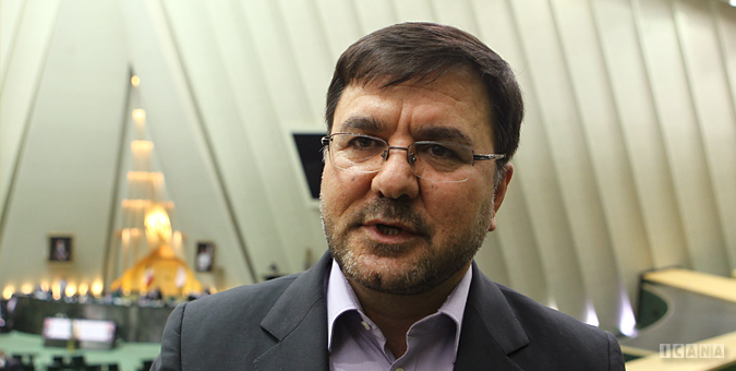 تصویر از بحث بازبینی در قرارداد توتال مطرح نیست