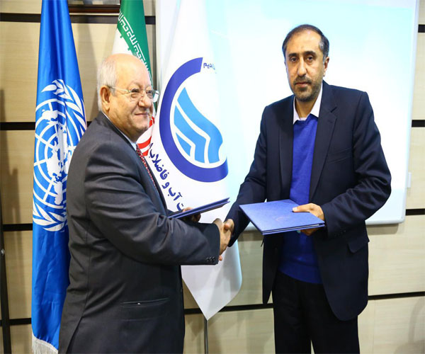 تصویر از امضای تفاهم‌نامه آبفای تهران و دفتر اسکان بشر ملل متحد