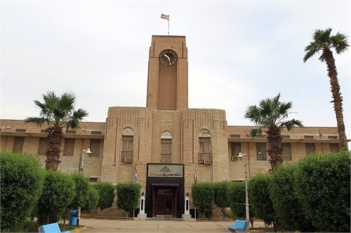 تصویر از پایان اعتصاب در دانشکده نفت آبادان