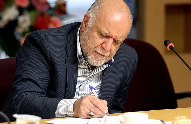 تصویر از دستورالعمل حقوق مالکیت فکری صنعت نفت ابلاغ شد