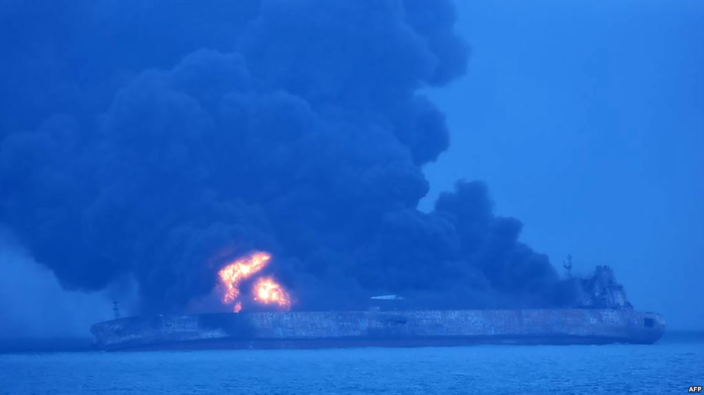 تصویر از نفتکش ایرانی در دریای چین لکه نفتی ایجاد نکرده است