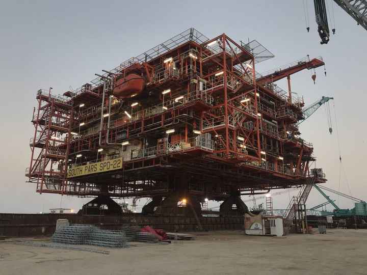 تصویر از سکوی فاز22 فردا بارگیری می‌شود