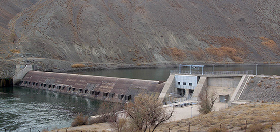 تصویر از آغاز آبگیری سد ازگله در کرمانشاه سه واحد نیروگاهی سد داریان وارد مدار می‌شود