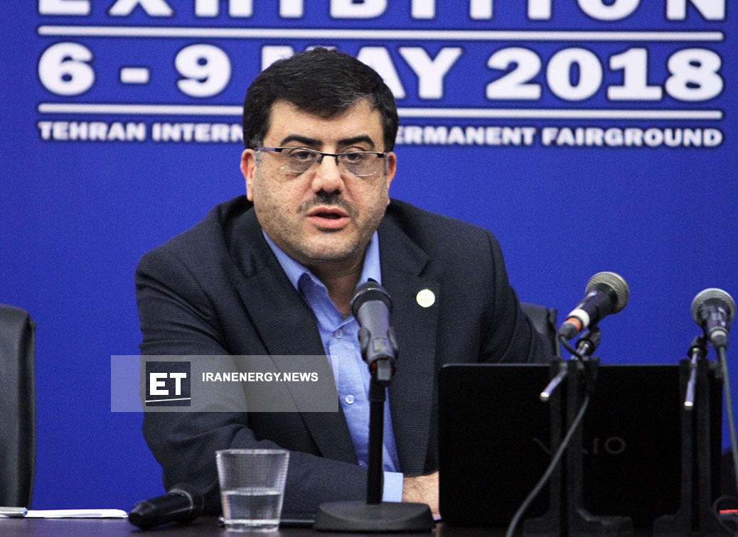 تصویر از بدون هندی‌ها هم می‌توانیم فرزاد بی را توسعه دهیم