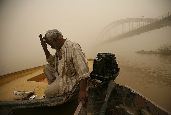تصویر از اگر زمین کانون‌های گرد و غبار قابل کشت نیست، چرا نهال می‌کارند؟