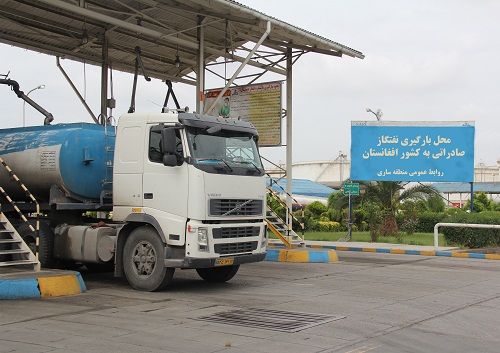 تصویر از صادرات 8هزارتنی نفتگاز از انبار نفت ساری به افغانستان