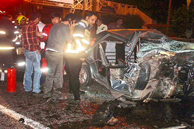 تصویر از تصادف تانکر نفتکش در قزوین 2 کشته برجا گذاشت