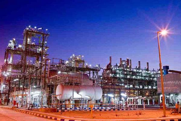 تصویر از سود پتروشیمی امیرکبیر 20 درصد رشد داشت