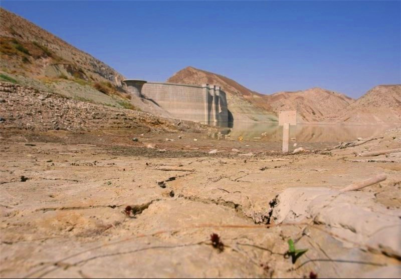 تصویر از کاهش 100 درصدی ورودی آب به سد استقلال