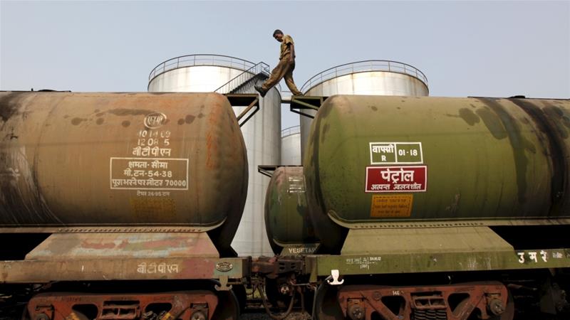 تصویر از پالایشگاه‌های خصوصی هند حق خرید نفت ایران را ندارند