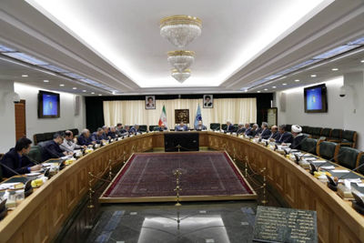 تصویر از ششمین جلسه رئیس کل بانک مرکزی با اقتصاددانان برگزار شد