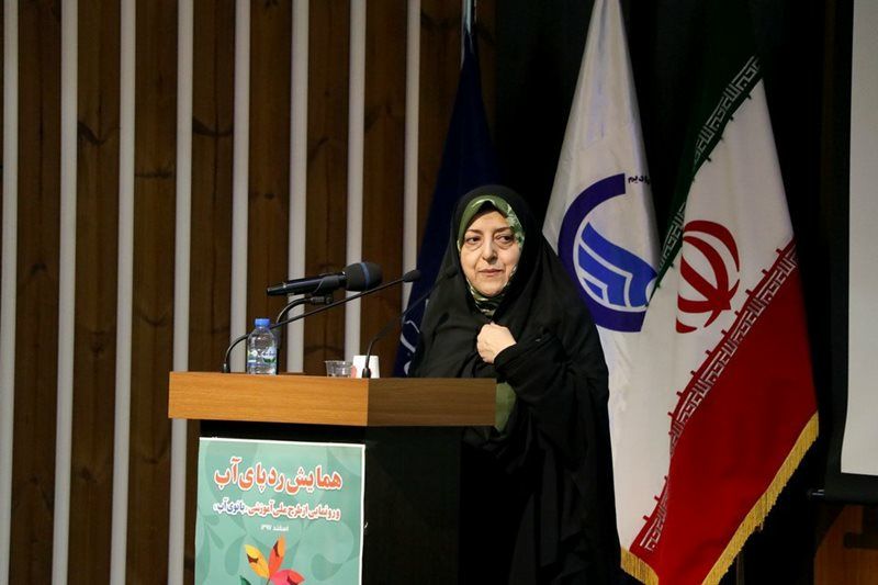 تصویر از باید به سازگاری با کم‌آبی بیش از پیش توجه شود