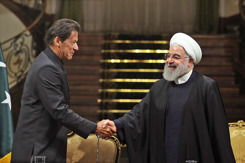 تصویر از آمادگی ایران برای تامین نیازهای نفت و گاز پاکستان صادرات برق می تواند 10 برابر افزایش یابد