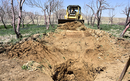 تصویر از انسداد 20 حلقه چاه غیرمجاز در بخش مرکزی شهرستان خدابنده زنجان