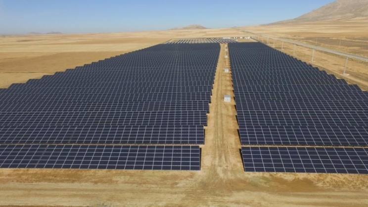 تصویر از 36 مگاوات نیروگاه خورشیدی در غرب کشور احداث می‌شود