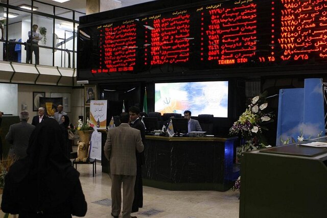 تصویر از شاخص بورس از قله تاریخی دور شد