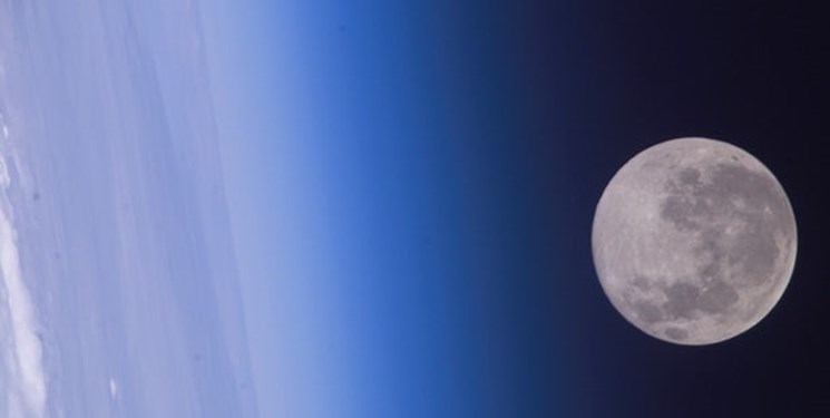 تصویر از تنها راه حفظ زمین، قابل سکونت کردن ماه است