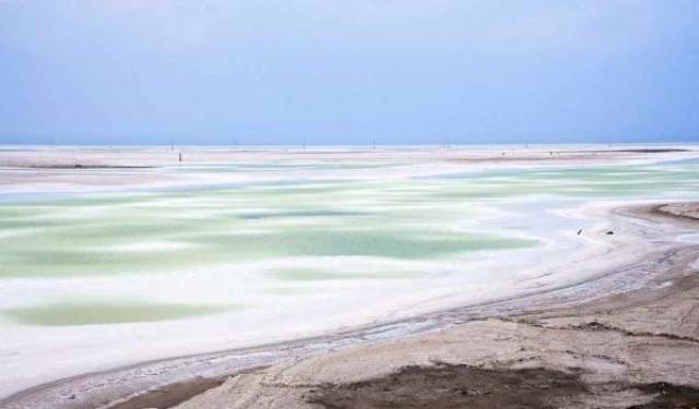 تصویر از شورای هماهنگی حوضه آبریز دریاچه نمک هرچه سریعتر تشکیل شود
