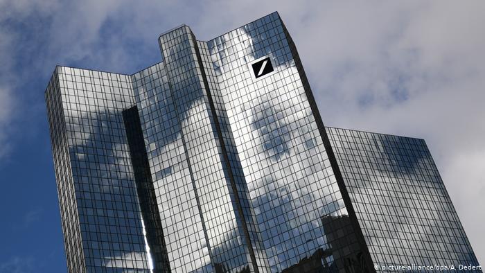 تصویر از دویچه بانک آلمان بیش از سه ‌میلیارد یورو ضرر کرد