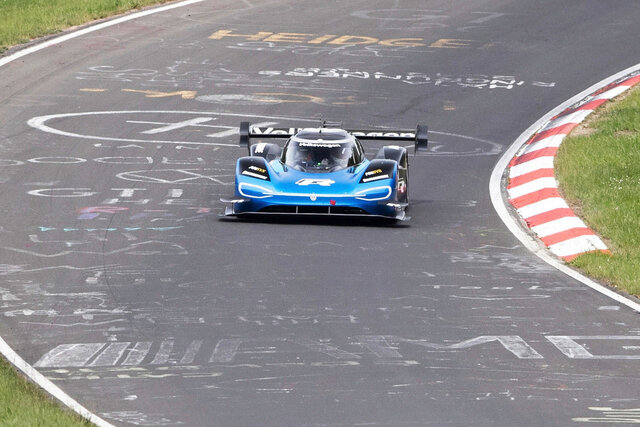 تصویر از شکسته شدن رکورد بهره‌ وری توسط خودروی مسابقه برقی فولکس‌ واگن