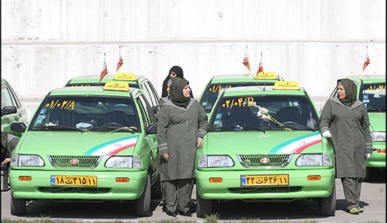 تصویر از برگزاری اولین رالى خانوادگى تاکسى هاى شهر تهران روز اول شهریور