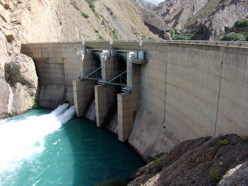 تصویر از مصرف آب شرب تهران سالی 1100 میلیون مترمکعب؛ 6 برابر سد امیرکبیر