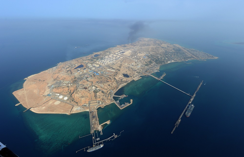 تصویر از هیچ‌گونه نشت نفت در خلیج‌فارس و جزیره خارگ باقی نمانده است