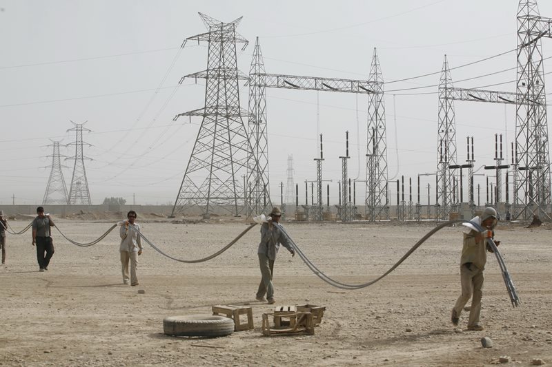 تصویر از اتمام پروژه خط 400 کیلوولت جیرفت به ارگ بم تا پیک 99