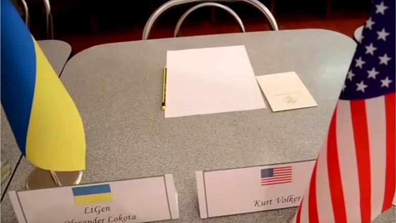 تصویر از یک سرهنگ آمریکا درباره مکالمه ترامپ با زلنسکی شهادت می‌دهد