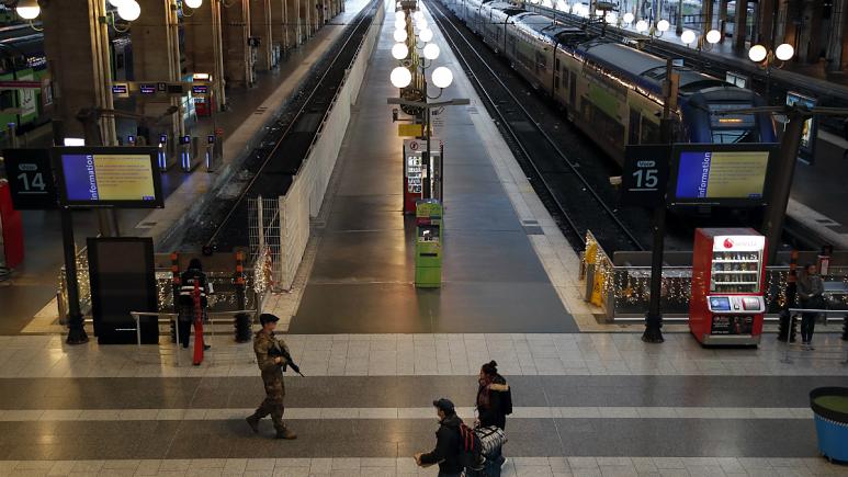 تصویر از زیان ۴۰۰ میلیون یورویی راه آهن فرانسه پس از بیست روز اعتصاب