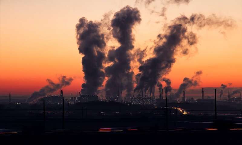 تصویر از سرنخ جدید از آلودگی هوا: تقاضای سوخت مایع در بخش نیروگاهی افزایش یافت