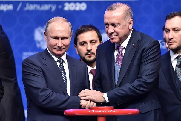 تصویر از گاز روسیه از طریق ترکیه به اروپا می‌رود