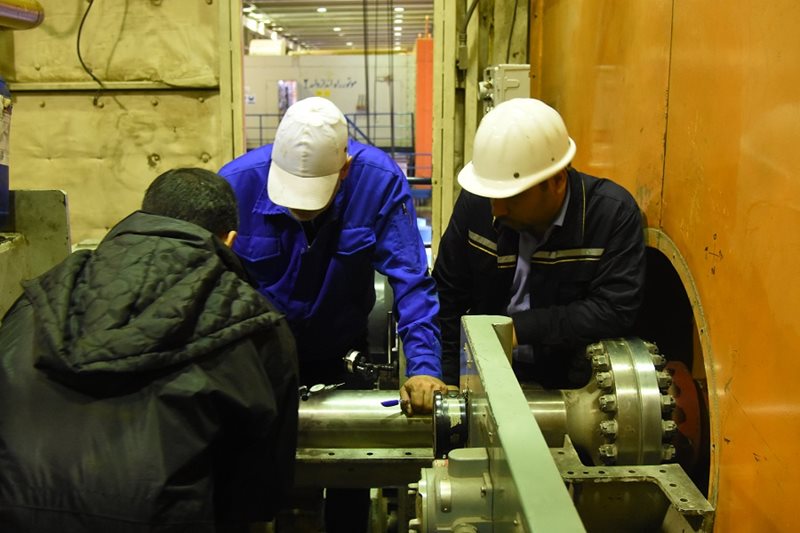 تصویر از واحد یک گازی نیروگاه قم به شبکه سراسری برق پیوست