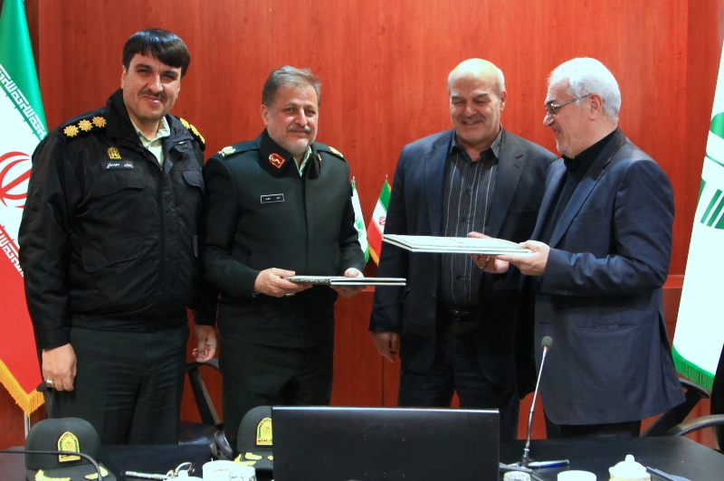 تصویر از تفاهم نامه همکاری بین سازمان حفاظت محیط زیست و پلیس فتا امضا شد