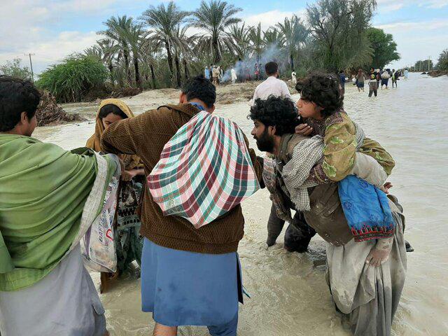 تصویر از آسیب جدی 2500 خانه در سیستان و بلوچستان ۲۶۴ روستا همچنان در محاصره سیل