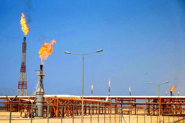 تصویر از توسعه یادآوران روی میز نفت افزایش تولید میدان آذر به‌زودی