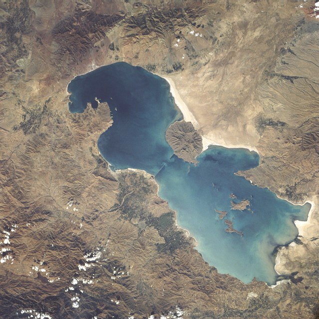 تصویر از کاهش ۴۸ درصدی بارش در حوضه آبریز دریاچه ارومیه
