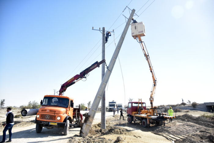 تصویر از شبکه برق استان‌های کرمان، سیستان و بلوچستان، فارس و بوشهر پایدار شد
