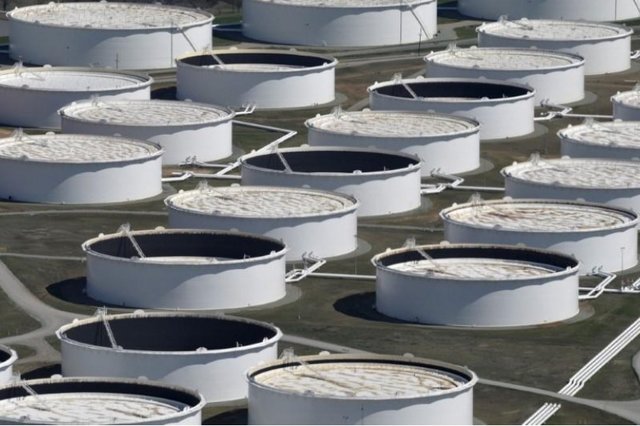 تصویر از توقف خرید نفت برای ذخیره‌سازی‌های راهبردی در آمریکا