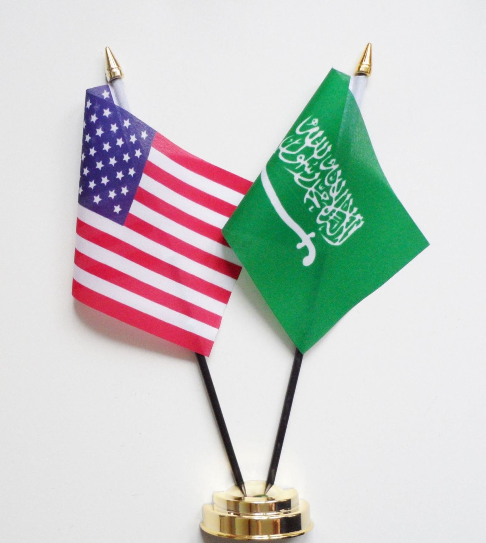 تصویر از هشدار نفتی سناتورهای آمریکایی به عربستان