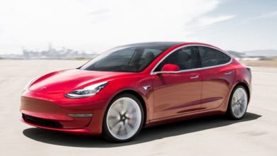 تصویر از خودروهای خودران تسلا چراغهای راهنمایی و تابلوهای ایست را تشخیص میدهند